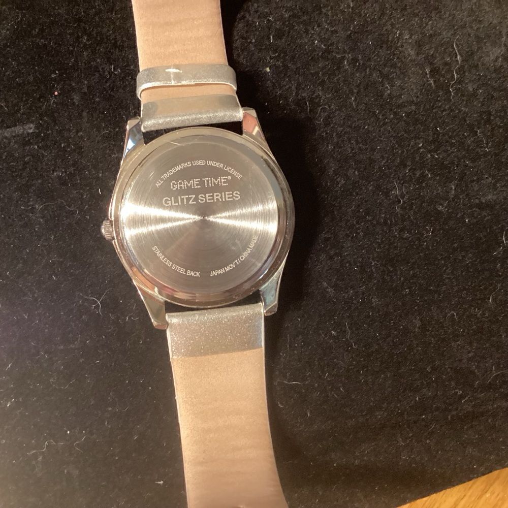 Set of 2 Watches - Picture 5 of 13